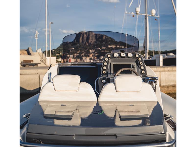 Book yachts online - motorboat - Sacs Strider 11 - Sacsy - Price per day - rent
