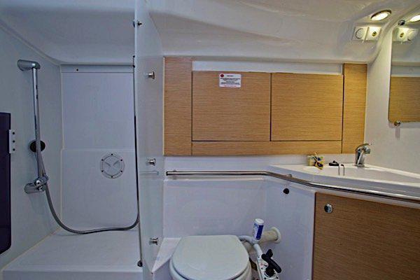 Book yachts online - sailboat - Elan 444 Impression - MARIJANA 48 - rent