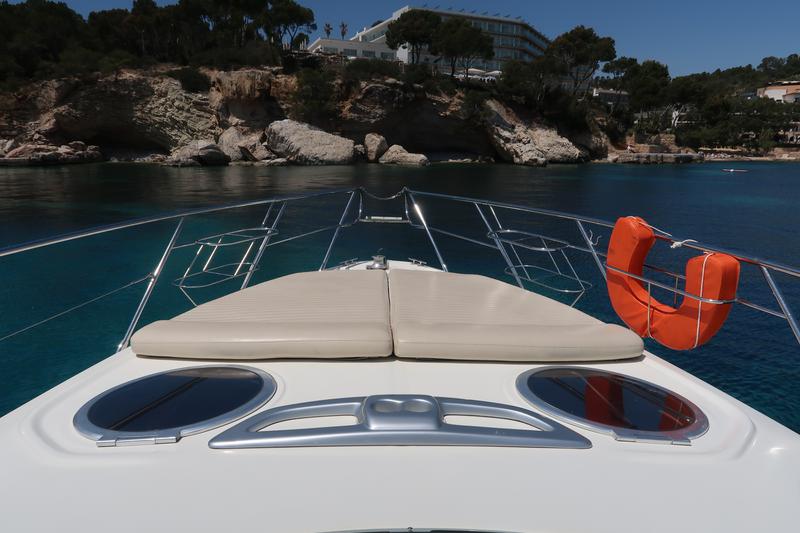Book yachts online - motorboat - Cranchi 41 - Gin Tonic - rent