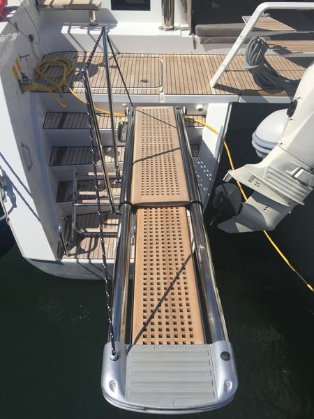 Book yachts online - catamaran - Lagoon 52F - MOJITO ex BE HAPPY - rent