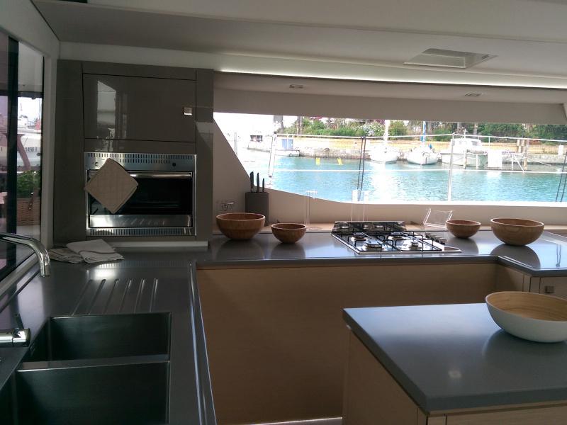 Book yachts online - catamaran - Saba 50 - Marci - rent