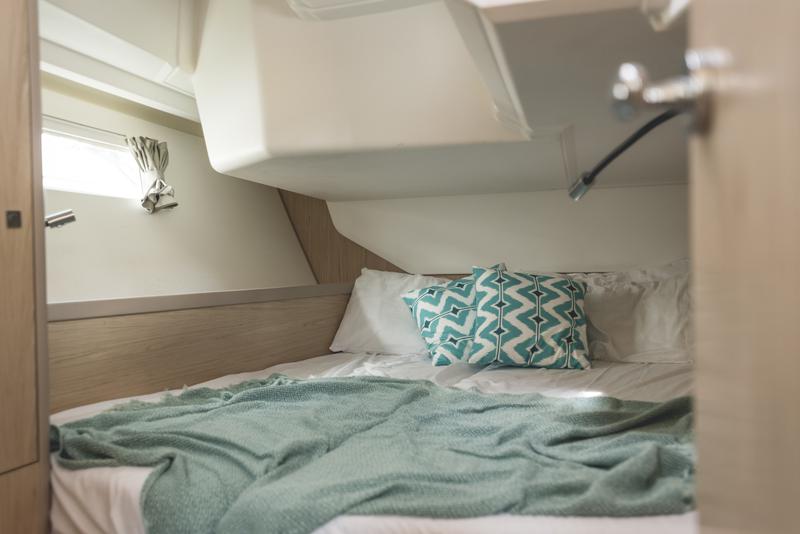 Book yachts online - sailboat - Oceanis 45 - Eika - Standard line - rent