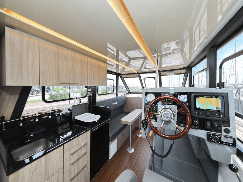 Book yachts online - motorboat - Futura 40 Grand Horizon - X MAGELLAN - rent