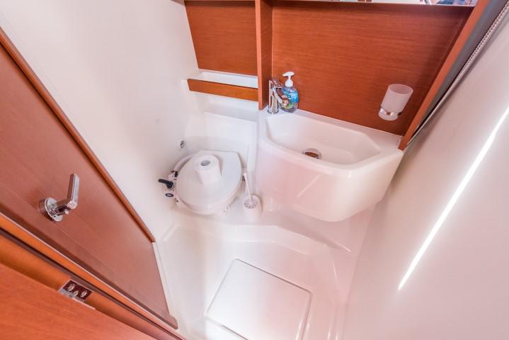 Book yachts online - sailboat - Oceanis 51.1 - ANNETTE -  AC and generator - rent
