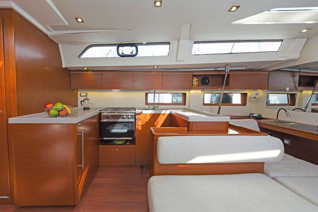Book yachts online - sailboat - Oceanis 51.1 (4+1 cab) A/C &amp; GEN. - DEMILIA STAR - rent