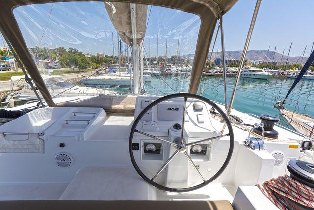 Book yachts online - catamaran - Lagoon 450  Fly A/C &amp; GEN &amp; WM - ANNA TESSA - rent