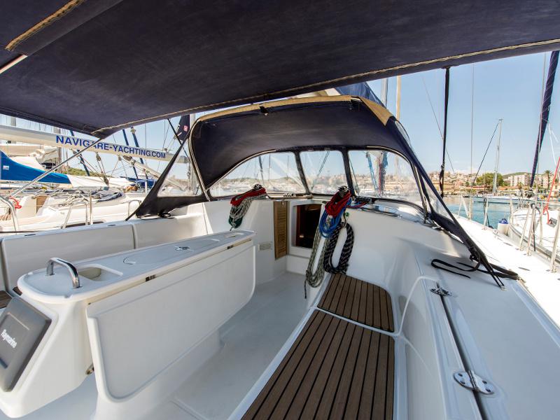 Book yachts online - sailboat - Beneteau Cyclades 50.5 - Voreas - A/C &amp; Generator - rent