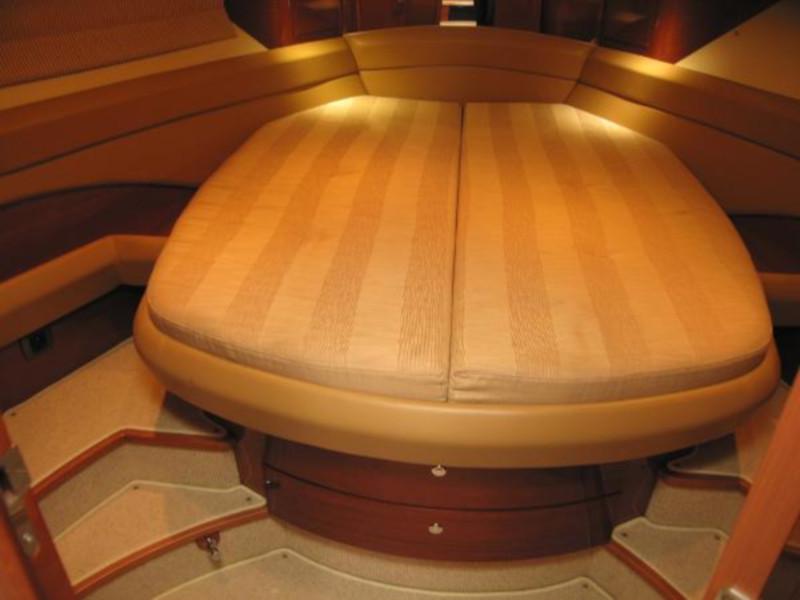 Book yachts online - motorboat - Prestige 50 Fly - Klara - rent