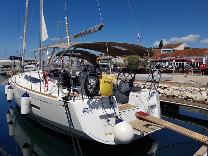Book yachts online - sailboat - Sun Odyssey 409 - Teo - rent