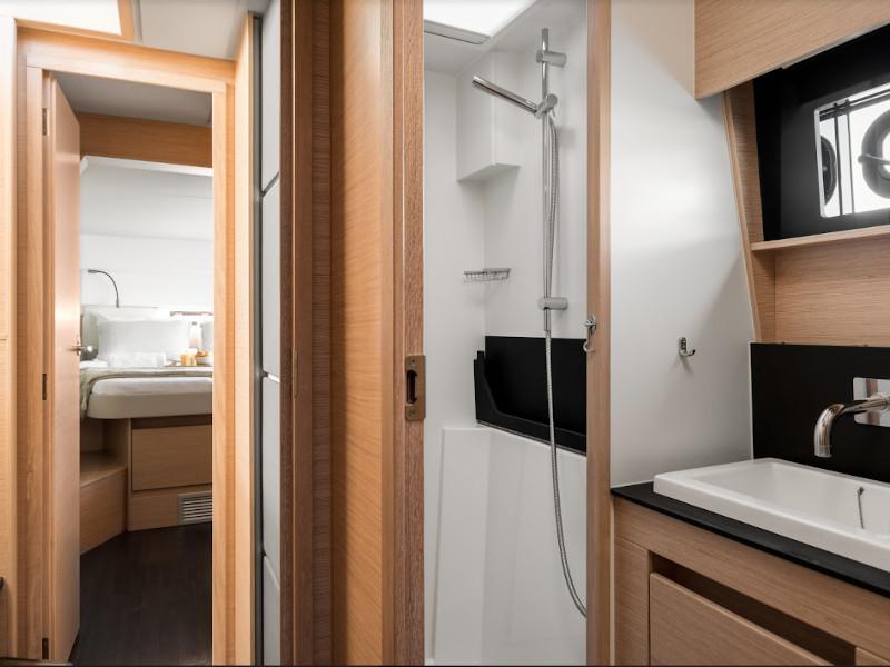 Book yachts online - powercatamaran - Nautitech 47 Power - ZEUS - rent
