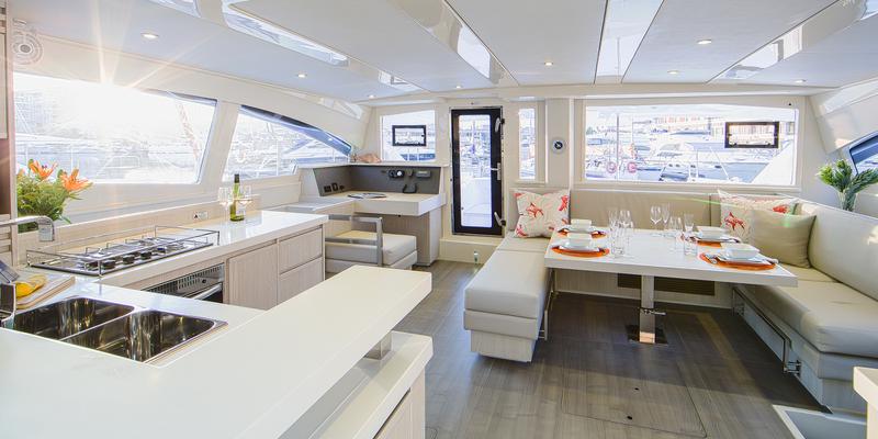 Book yachts online - catamaran - Moorings 4800 - Moorings 4800 (2015) - rent
