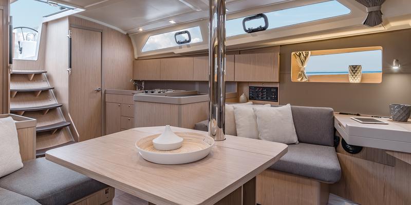 Book yachts online - sailboat - Moorings 42.1 - Moorings 42.1 (2017) - rent