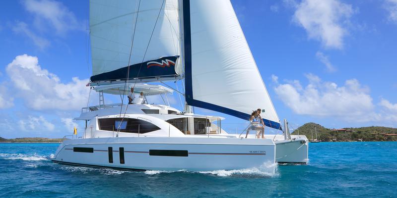 Book yachts online - catamaran - Moorings 5800 - Moorings 5800 (2016) - rent