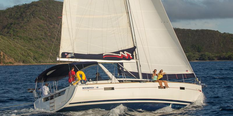 Book yachts online - sailboat - Moorings 45 - Moorings 45 (2017) - rent