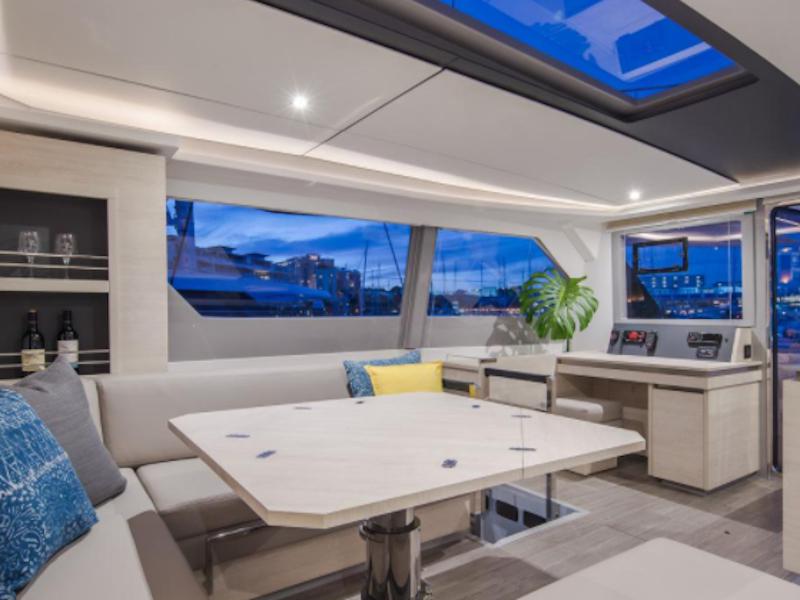 Book yachts online - catamaran - Moorings 5000 - Moorings 5000 (2018) - rent