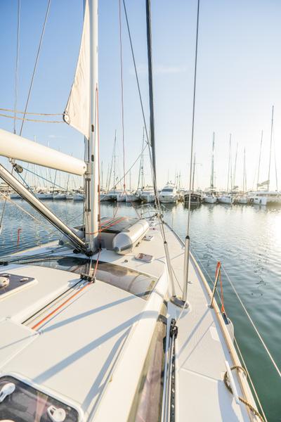 Book yachts online - sailboat - Jeanneau 53 (5 cabs) - PEARL - rent