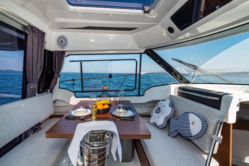 Book yachts online - motorboat - Merry Fisher 795 - Klapa - rent