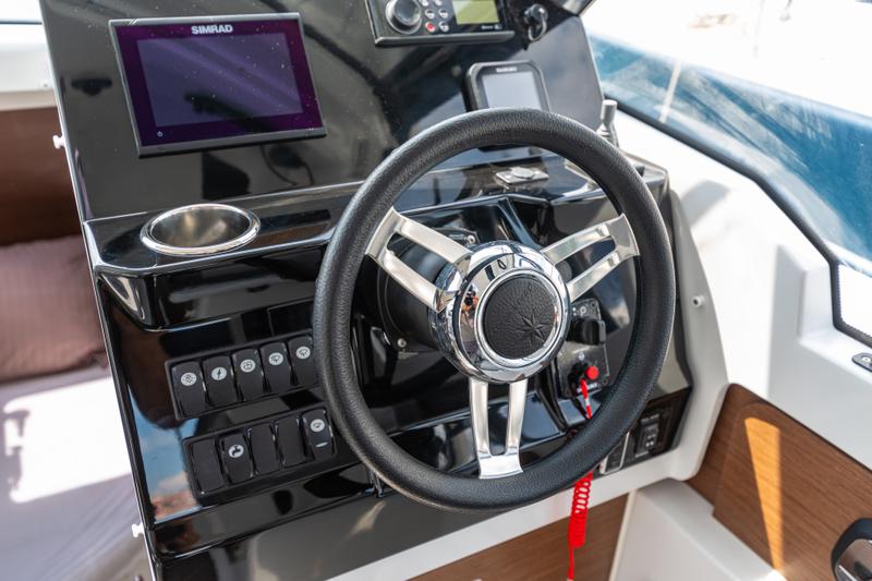 Book yachts online - motorboat - Merry Fisher 795 - Klapa - rent