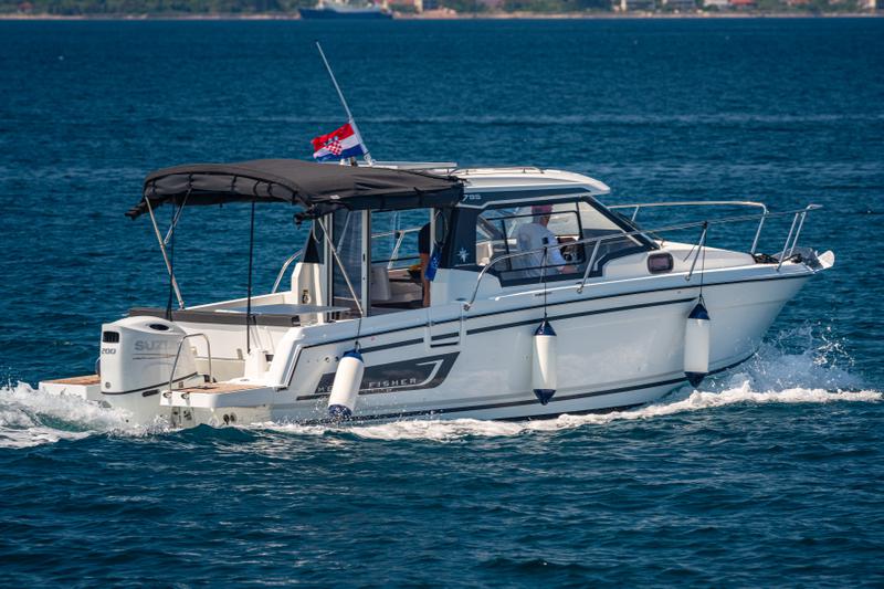 Book yachts online - motorboat - Merry Fisher 795 - Klapa - rent