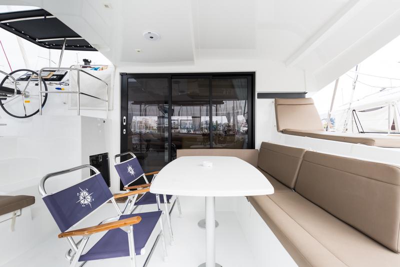 Book yachts online - catamaran - Lagoon 42 - Barchetta II - rent