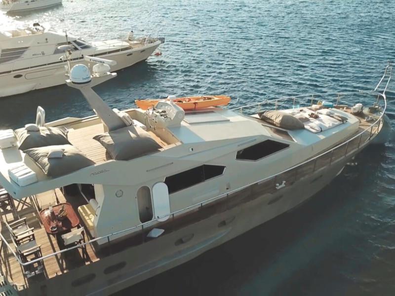 Book yachts online - motorboat - Maiora Fly 58ft - Afroditi - rent