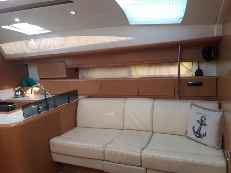 Book yachts online - sailboat - Jeanneau 53 - Sapfo - rent