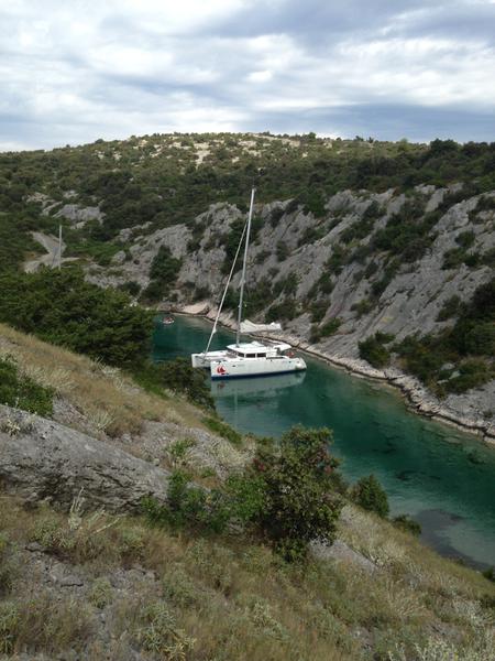 Book yachts online - catamaran - Lagoon 450 - Lara - rent