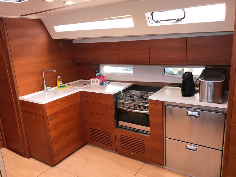 Book yachts online - sailboat - More 55 - LADY NOR - rent