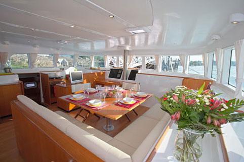 Book yachts online - catamaran - Lagoon 500 - Parana II - rent