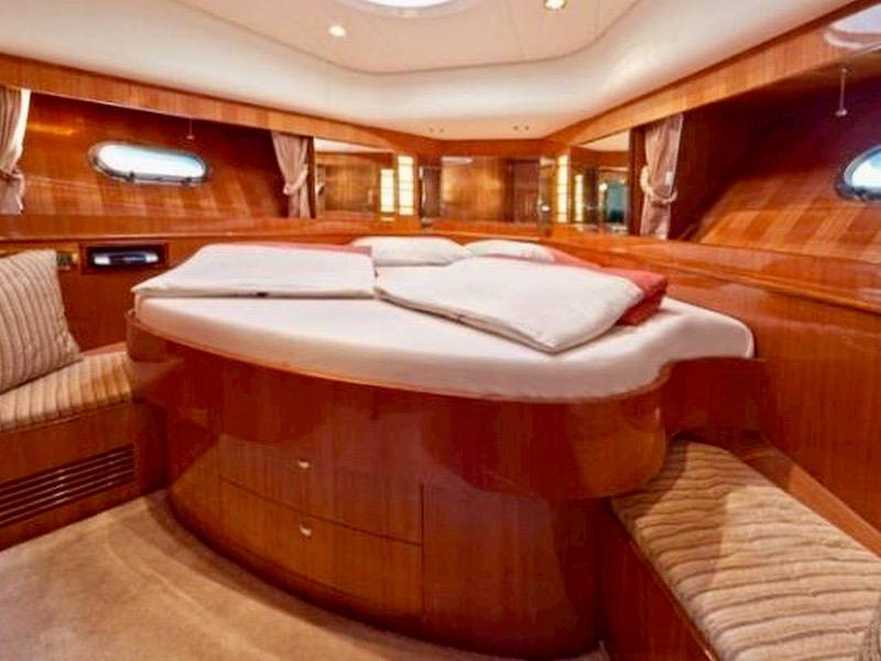 Book yachts online - motorboat - Yaretti 2210 - Happy 3 - rent