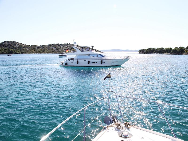 Book yachts online - motorboat - Yaretti 2210 - Happy 3 - rent