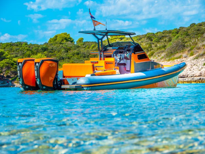 Book yachts online - motorboat - Veli 10 - THUNDER only SKIPPERED - rent