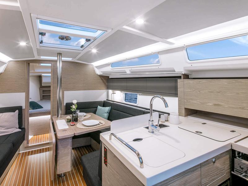 Book yachts online - sailboat - Hanse 388 - New.1 2022 - rent