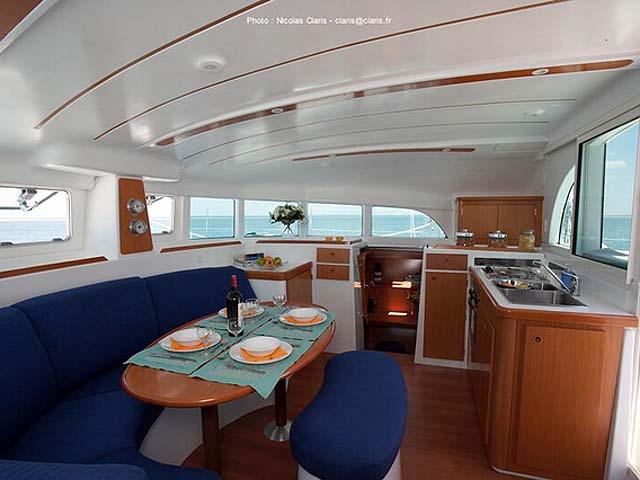 Book yachts online - catamaran - Lagoon 380 S2 - LG 138 (sails 2019) - rent
