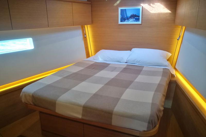 Book yachts online - sailboat - Solaris 55 - Futura - rent