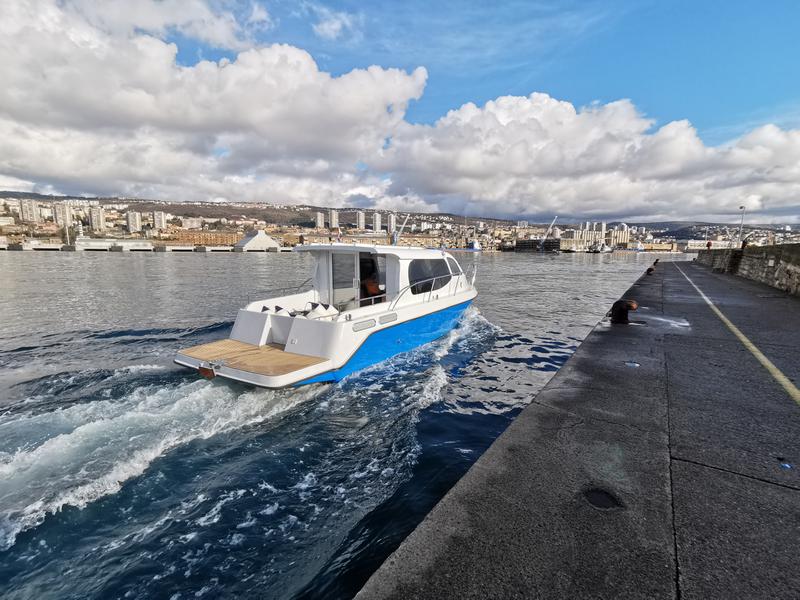 Book yachts online - motorboat - AC DC Daycruiser 12.0 - AC DC Daycruiser 12.0 - rent