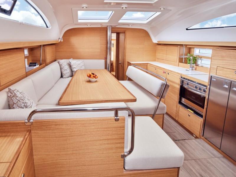 Book yachts online - sailboat - Elan Impression 45.1 - Soleos - rent