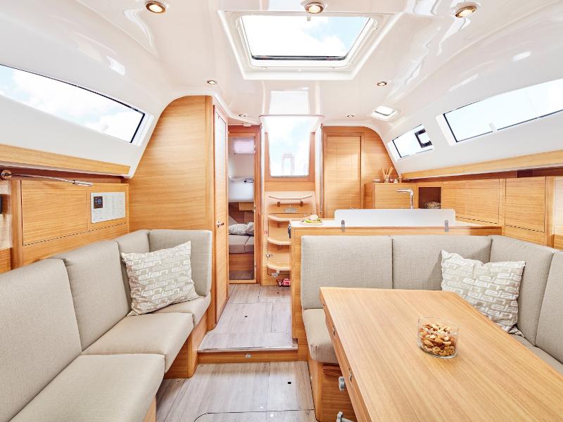 Book yachts online - sailboat - Elan Impression 40.1 - Olelole - rent