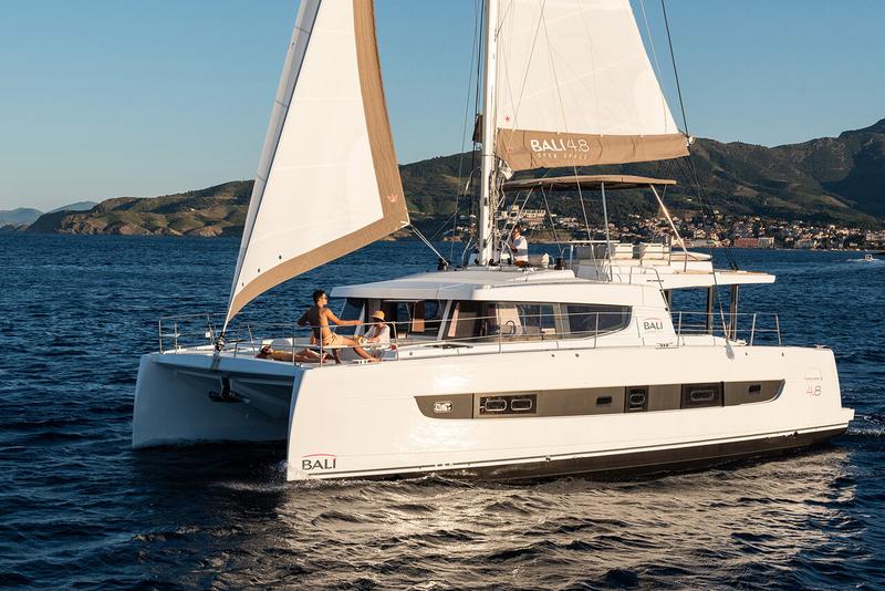 Book yachts online - catamaran - Bali 4.8 - Ediba Taurus - rent