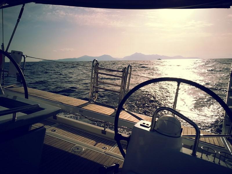 Book yachts online - sailboat - Oceanis 41 - Warrior - rent