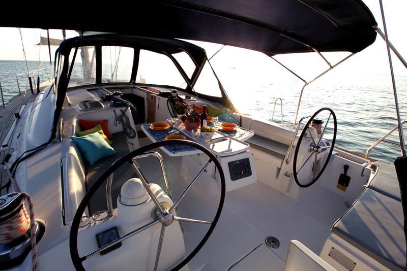Book yachts online - sailboat - Oceanis 54 - Inspiration - (A/C - Generator - Refit 2021) - rent
