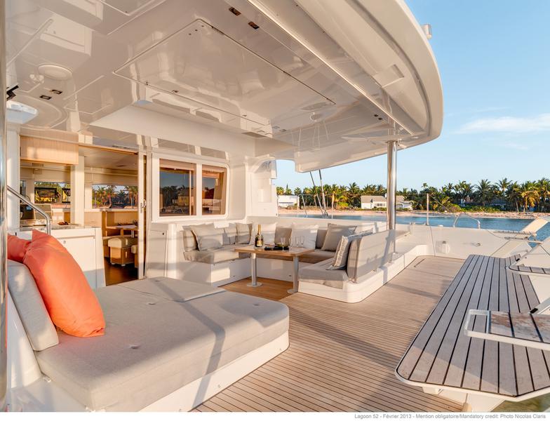 Book yachts online - catamaran - Lagoon 52 - Ace of Diamonds (A/C - Generator - Refit 2021) - rent