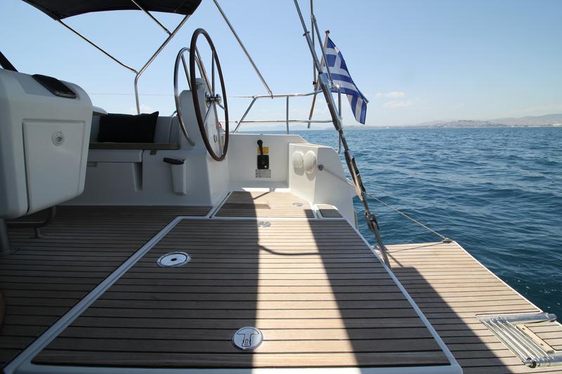 Book yachts online - sailboat - Sun Odyssey 509 - Jester - (A/C - Generator - Refit 2021) - rent