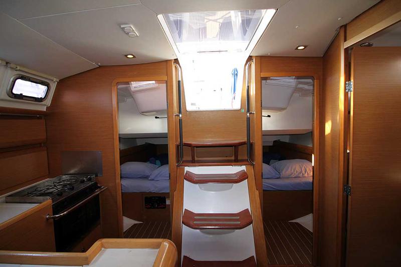 Book yachts online - sailboat - Sun Odyssey 439 - Ace - Refit 2021 - rent