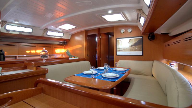 Book yachts online - sailboat - Cyclades 50.5 - Lucky dice - (A/C - Generator - Refit 2021) - rent