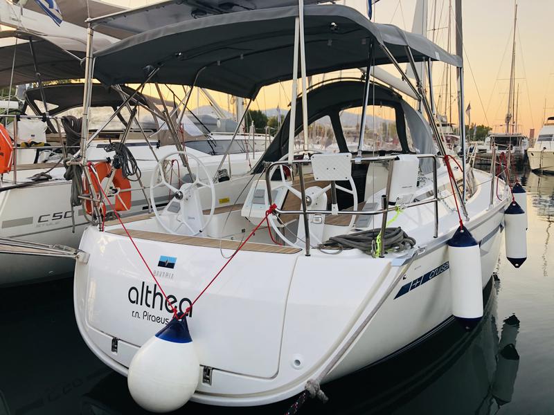 Book yachts online - sailboat - Bavaria Cruiser 34 - S/Y Althea - rent