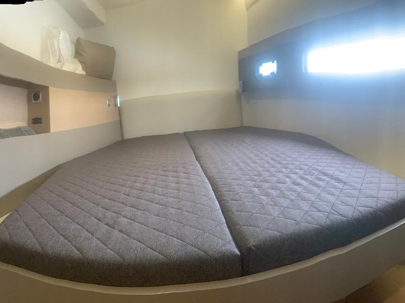 Book yachts online - catamaran - Bali 4.5 Fly - Sadalbari - rent