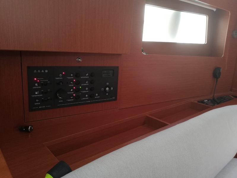 Book yachts online - sailboat - Oceanis 41.1 - Lavanda - rent