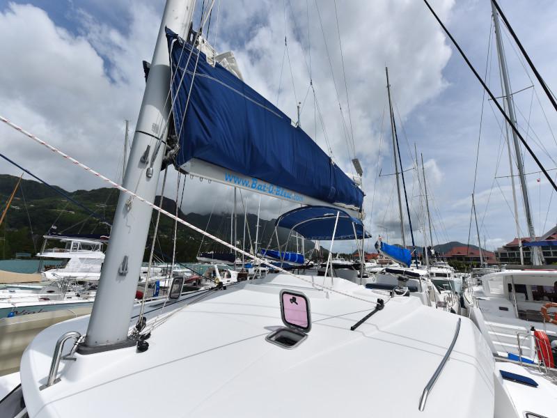 Book yachts online - catamaran - Lagoon 440 - Mystikal - rent