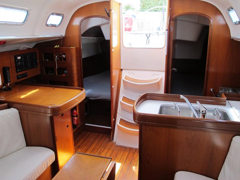 Book yachts online - sailboat - First 40.7 - Kala Nag - rent